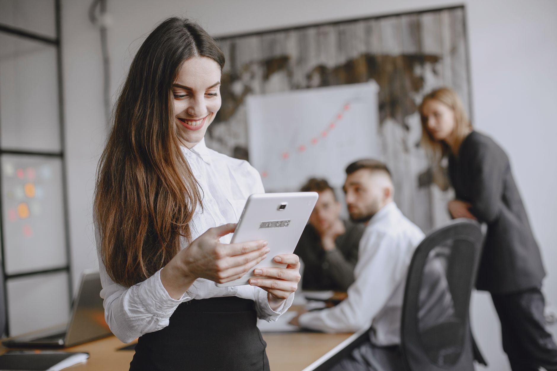 Contratto di gestione servizi digitali: guida pratica per imprenditori
