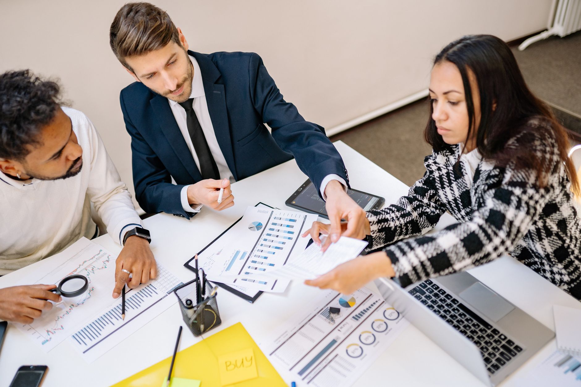 Contratto di collaborazione professionale: guida completa per imprenditori